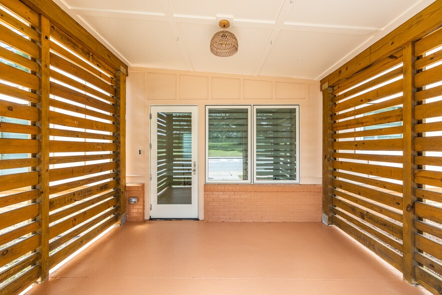 More Photos Of 1651 Pryor Rd SW, Atlanta Loft Creative Space For Sale