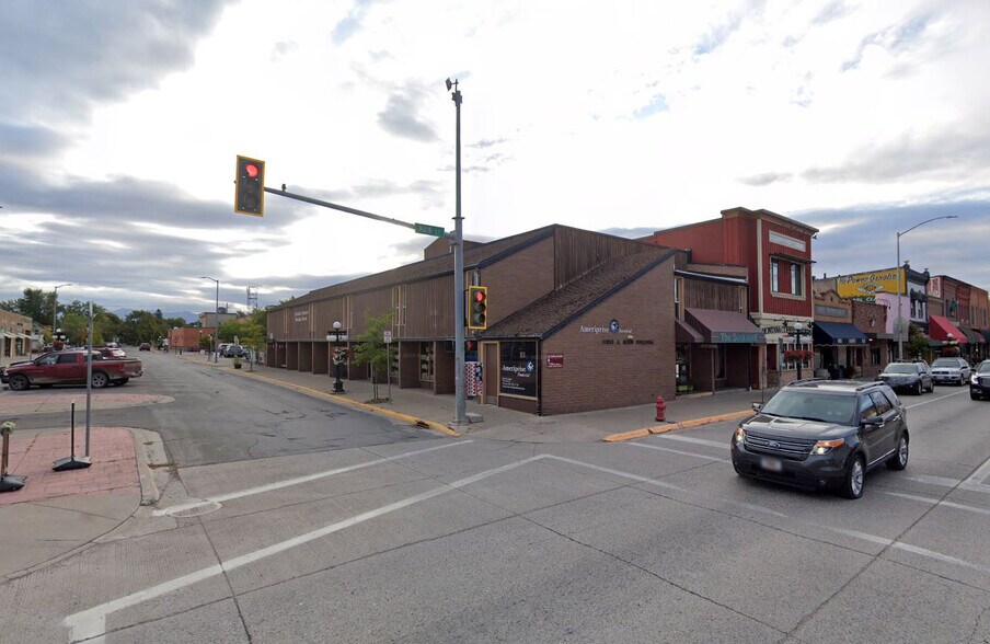 More Photos Of 101 S Main St, Kalispell Freestanding For Lease
