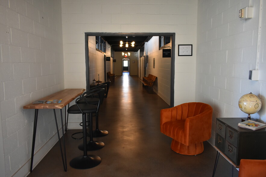 More Photos Of 480 Old Canton Rd, Ball Ground Office For Sale