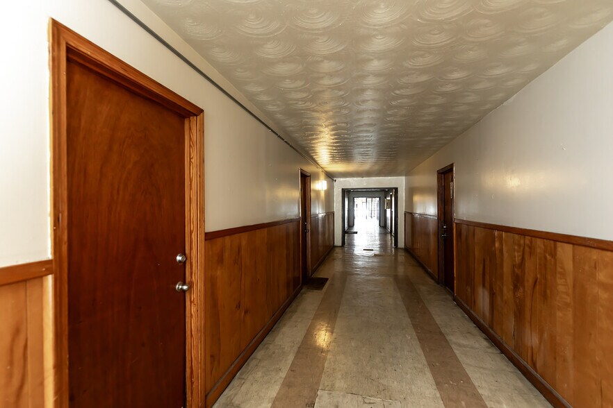 More Photos Of , Memphis Multifamily For Sale