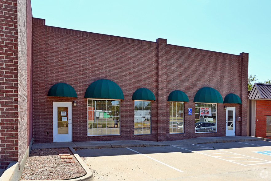 Primary Photo Of 210 W Edmond Rd, Edmond Storefront Retail Office For Sale