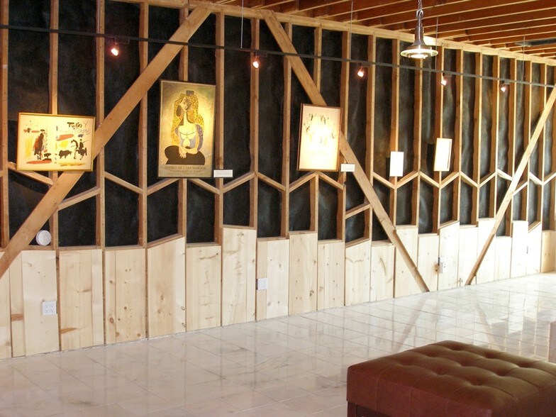 More Photos Of 3115-3125 Santa Monica Blvd, Santa Monica Storefront Retail Office For Sale