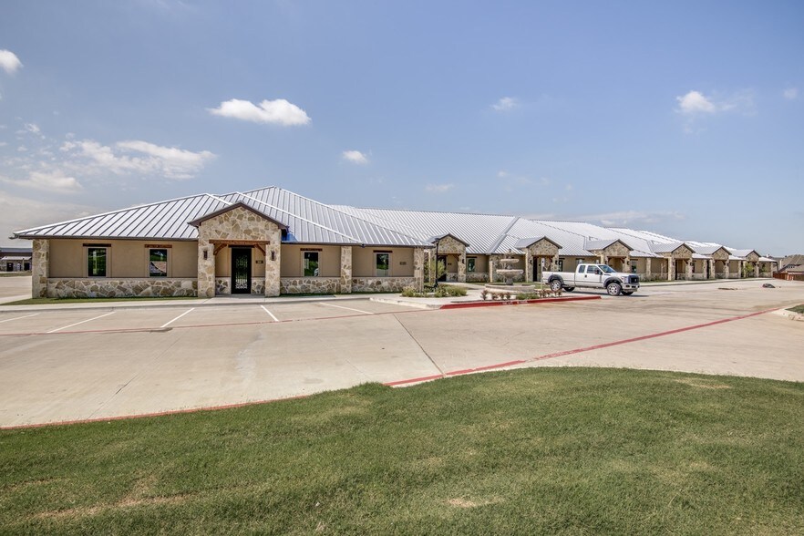 More Photos Of 255 W Lebanon, Frisco Medical For Sale