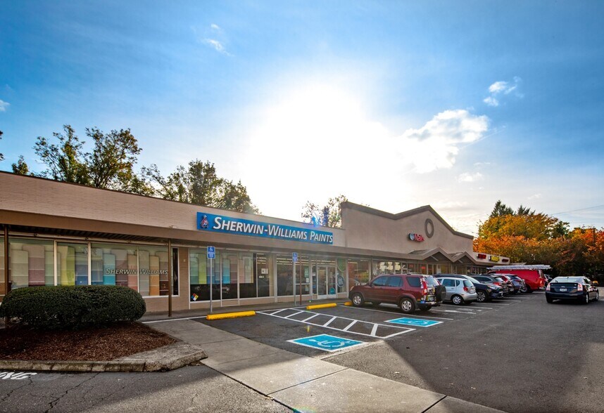 More Photos Of 5512-5542 E Burnside St, Portland Storefront Retail Office For Lease