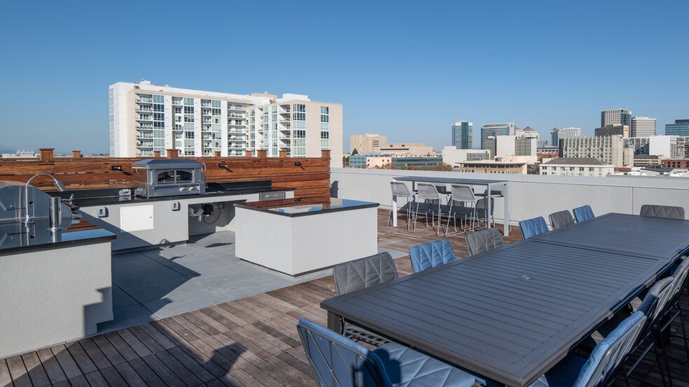 More Photos Of 378 Embarcadero W, Oakland Apartments For Lease