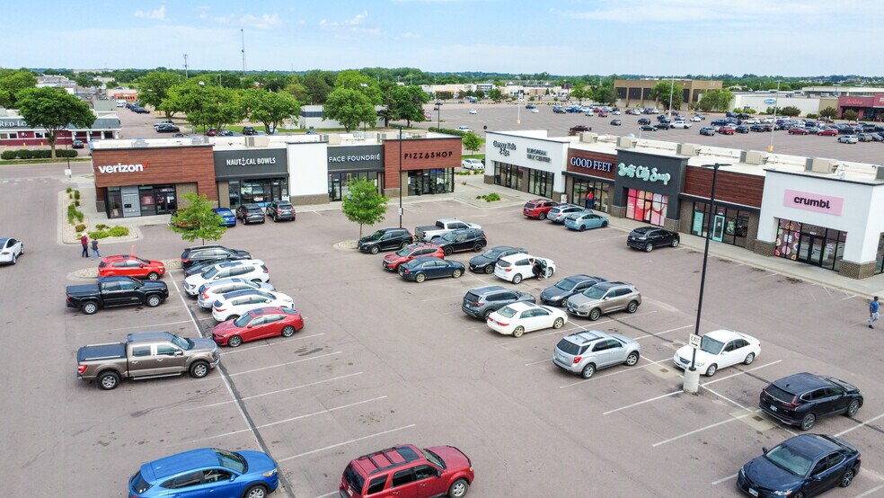 More Photos Of 4101 W 41st St, Sioux Falls Storefront For Lease
