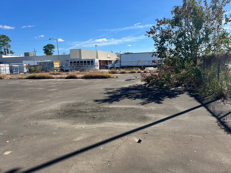 More Photos Of 7431 Saint Bernard Hwy, Arabi Land For Sale