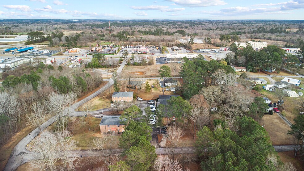 More Photos Of 170 Westwood Dr, Thomson Apartments For Sale
