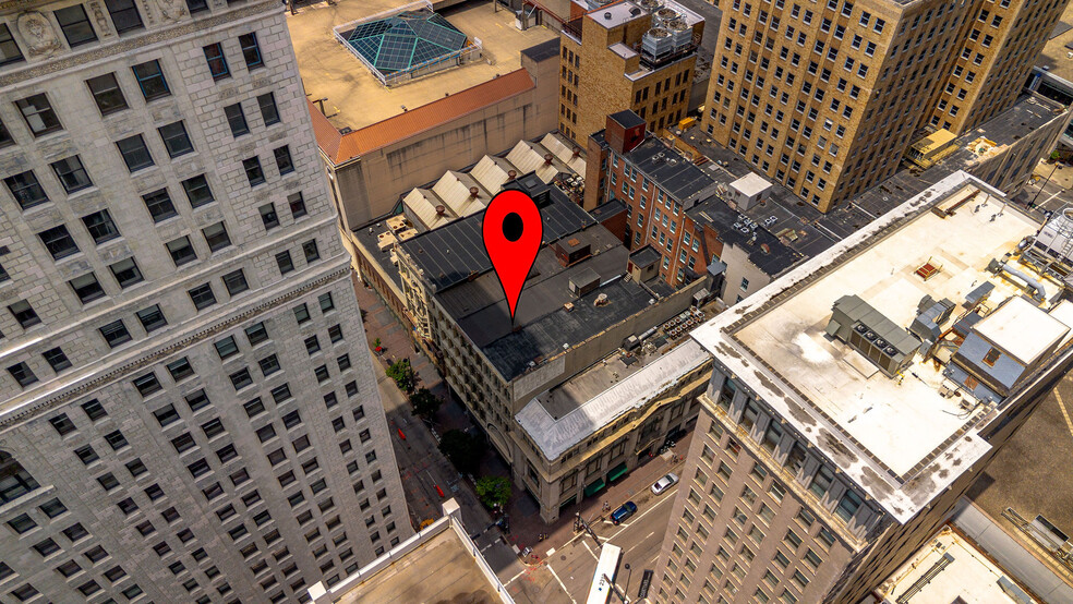 More Photos Of 6 W 4th St, Cincinnati Storefront Retail Office For Sale