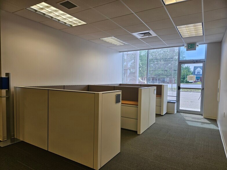 More Photos Of 4525 Sunset Blvd, Steubenville Storefront Retail Office For Lease