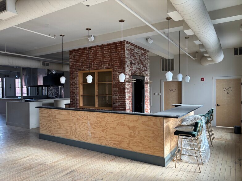 Primary Photo Of 2 Main St, Biddeford Unknown For Lease