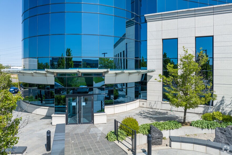 More Photos Of 6 Ronrose Dr, Vaughan Office For Lease