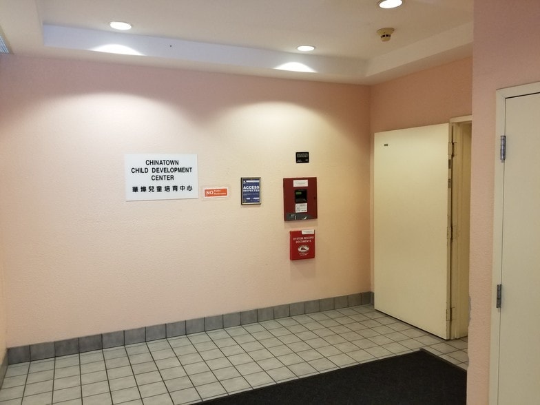 More Photos Of 716-720 Sacramento St, San Francisco Office For Lease