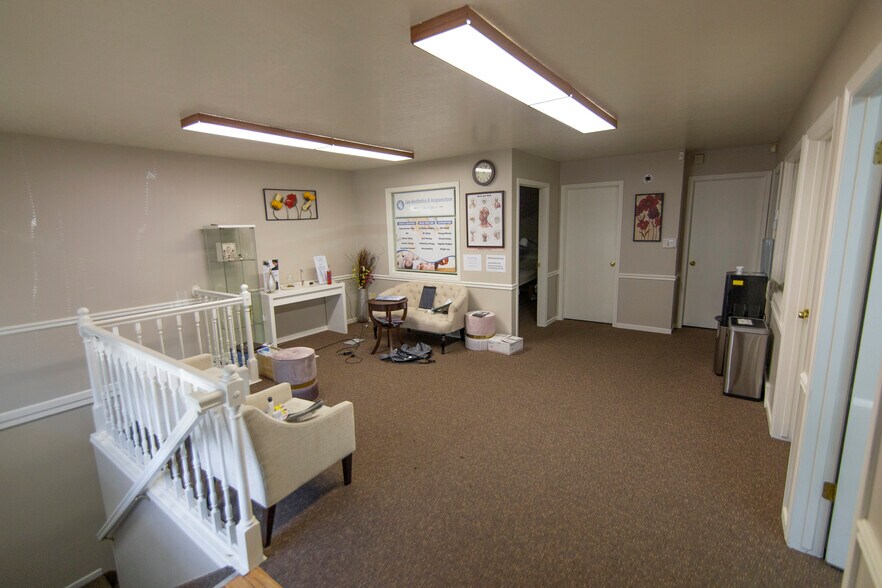 More Photos Of 1097-1105 S Orem Way, Orem Office For Lease