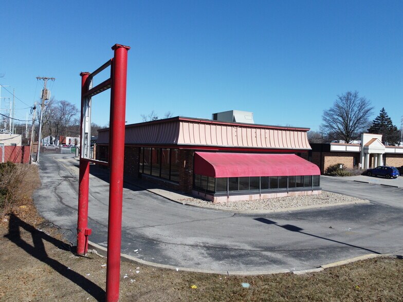 More Photos Of 5560 W Central Ave, Toledo Fast Food For Sale
