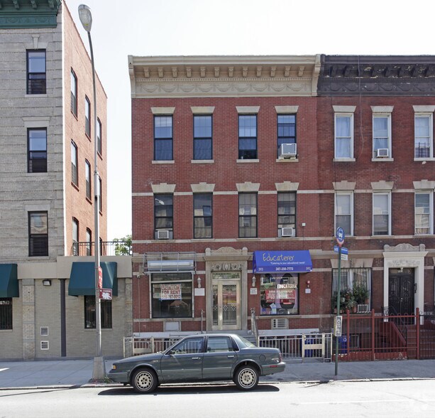More Photos Of 593 Rogers Ave, Brooklyn Apartments For Sale