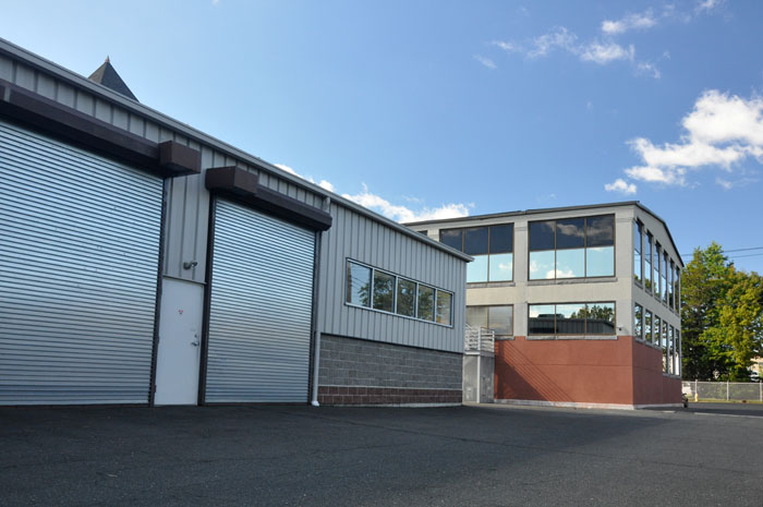 More Photos Of 304 Bishop Ave, Bridgeport Manufacturing For Lease