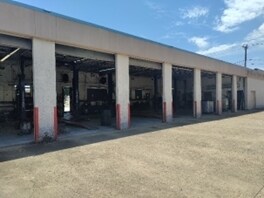 More Photos Of 114 W Spring Valley Rd, Richardson Auto Repair For Sale