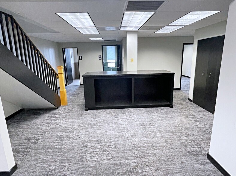 More Photos Of 58 Concord St, North Reading Office For Lease