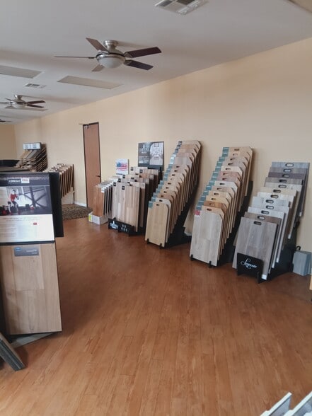 More Photos Of 4608 District Blvd, Bakersfield Warehouse For Sale