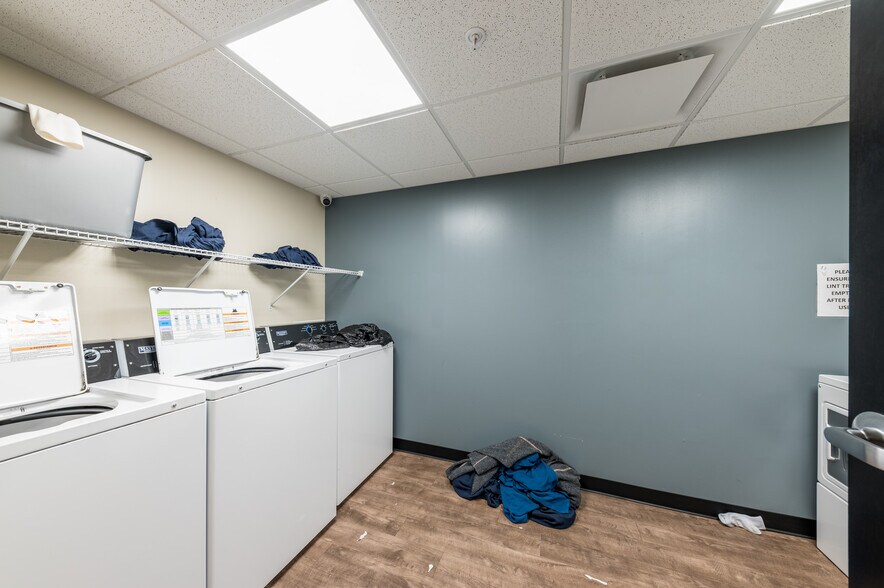 More Photos Of 900 Fairmont Rd, Morgantown Office For Sale