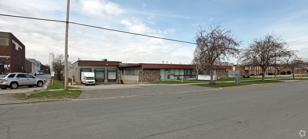 Primary Photo Of 68 Railside Rd, Toronto Coworking Space