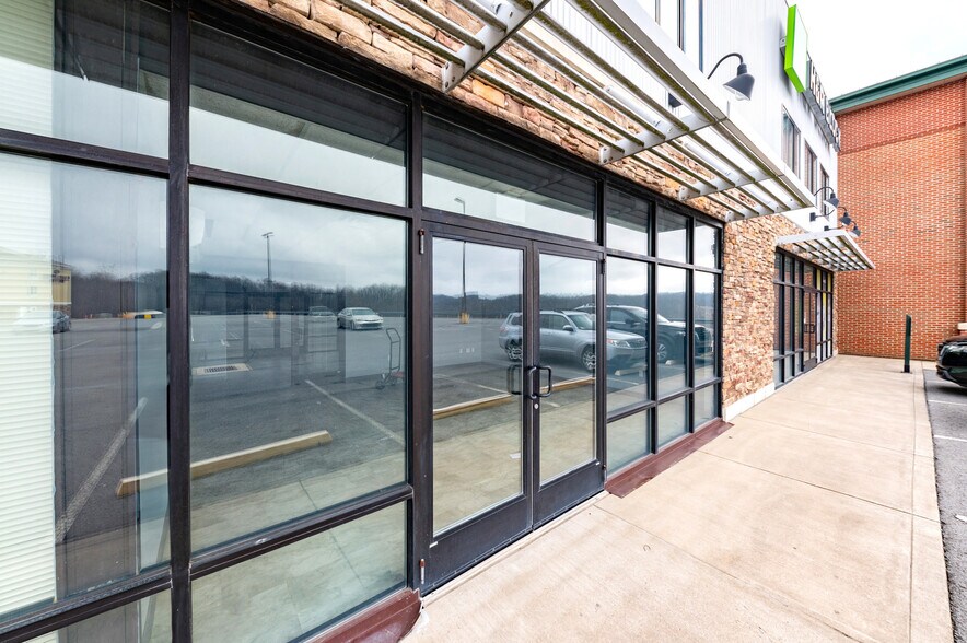 More Photos Of 7100 Willie G Ave, Morgantown Storefront Retail Office For Lease