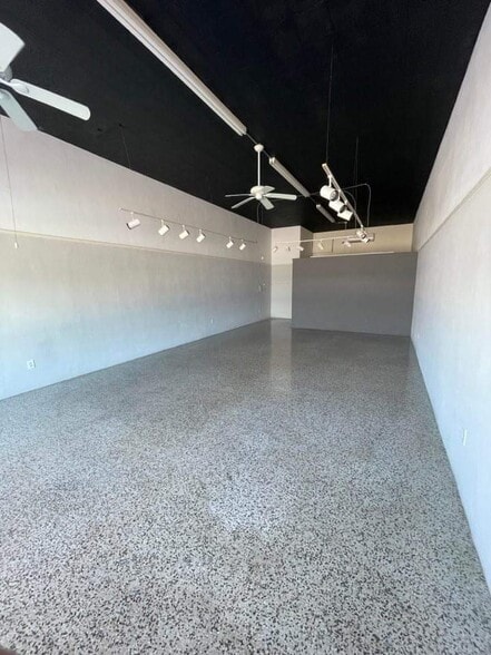 More Photos Of 1401-1417 Cleveland St, Clearwater Storefront Retail Office For Sale