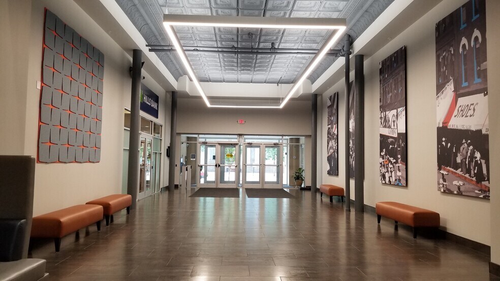 More Photos Of 222 3rd Ave SE, Cedar Rapids Office For Lease