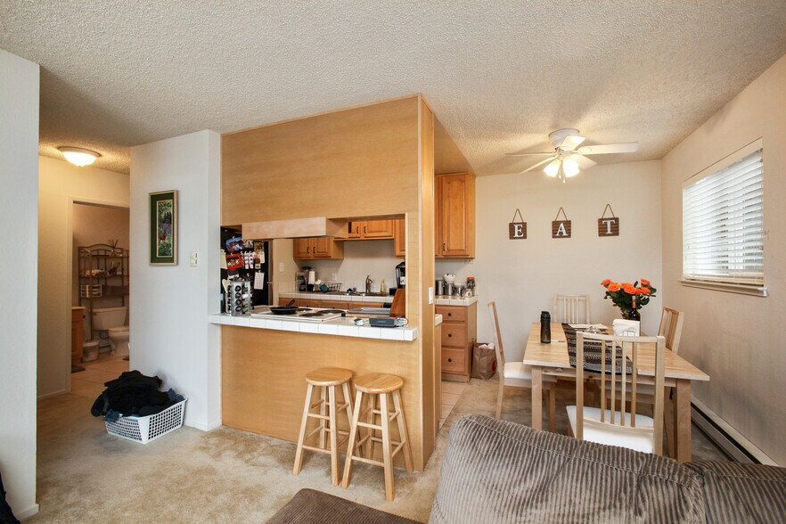 More Photos Of 2200 Village Ct, Belmont Apartments For Sale