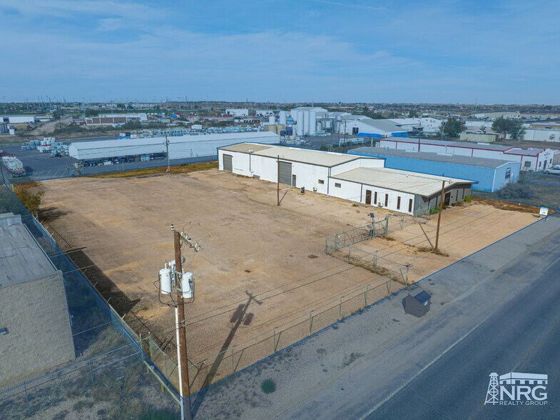 Primary Photo Of 2415 E Highway 80, Midland Warehouse For Lease