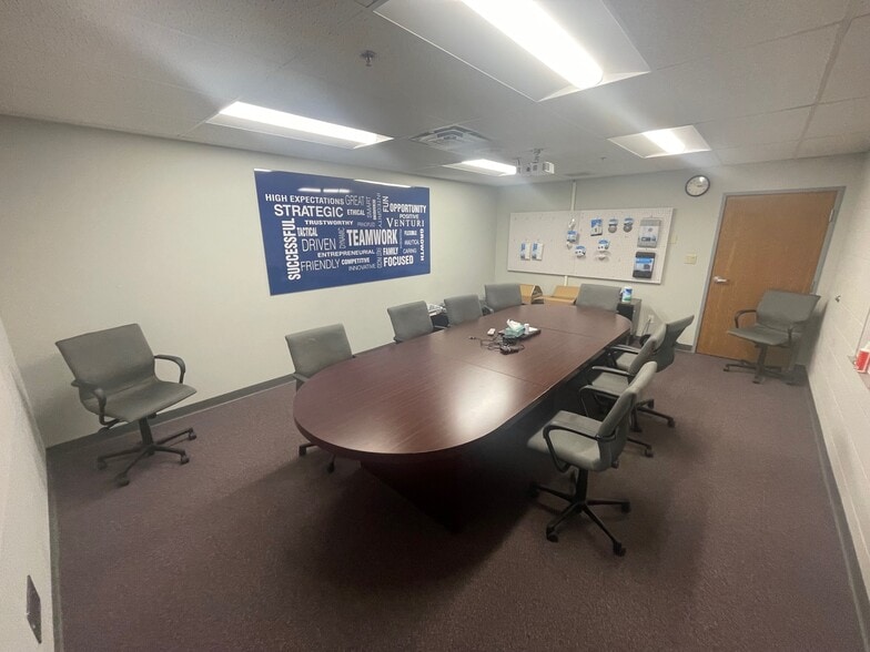 More Photos Of 2291 Traversefield Dr, Traverse City Manufacturing For Lease
