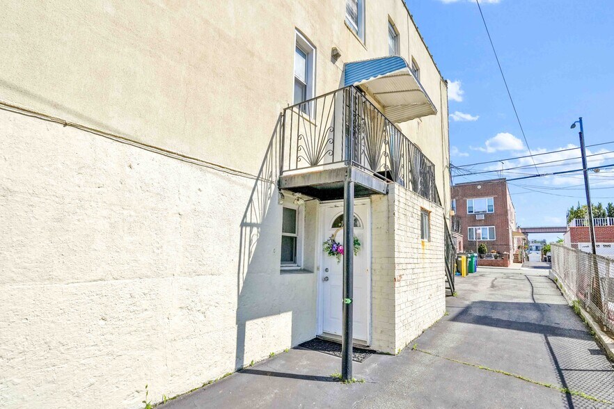 More Photos Of 2120 23rd Ave, Astoria Apartments For Sale