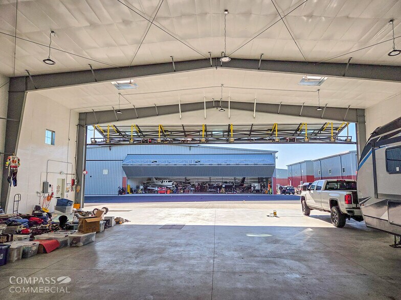 More Photos Of 63205 Gibson Air Rd, Bend Airplane Hangar For Sale