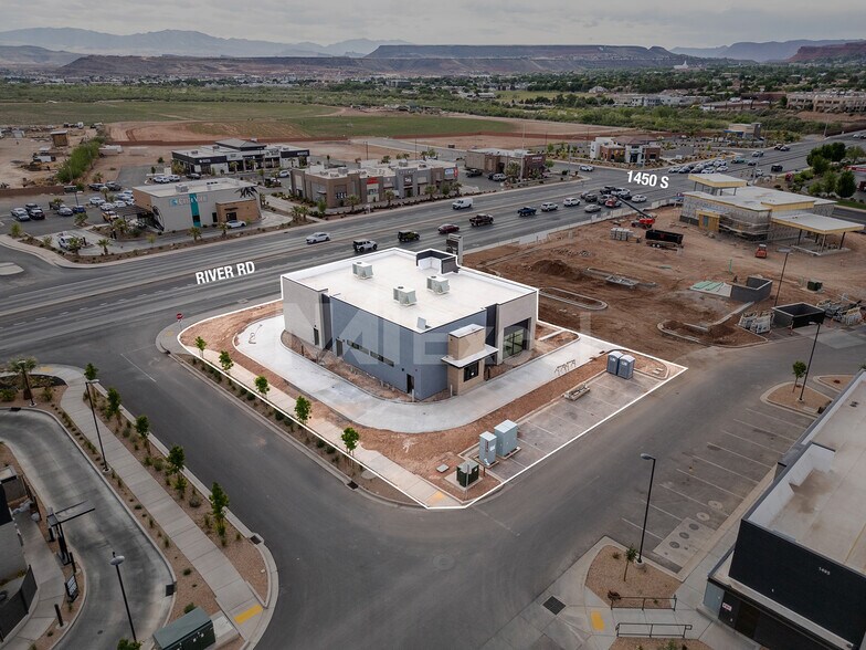 More Photos Of 1491 S River Rd, St George Restaurant For Sale