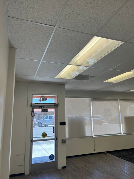 More Photos Of 118 S 3rd St, King City Office For Lease