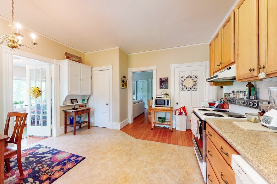 More Photos Of 40 High St, Acton Apartments For Sale