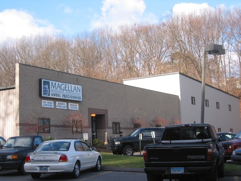 More Photos Of 159 Grassy Plain St, Bethel Manufacturing For Sale