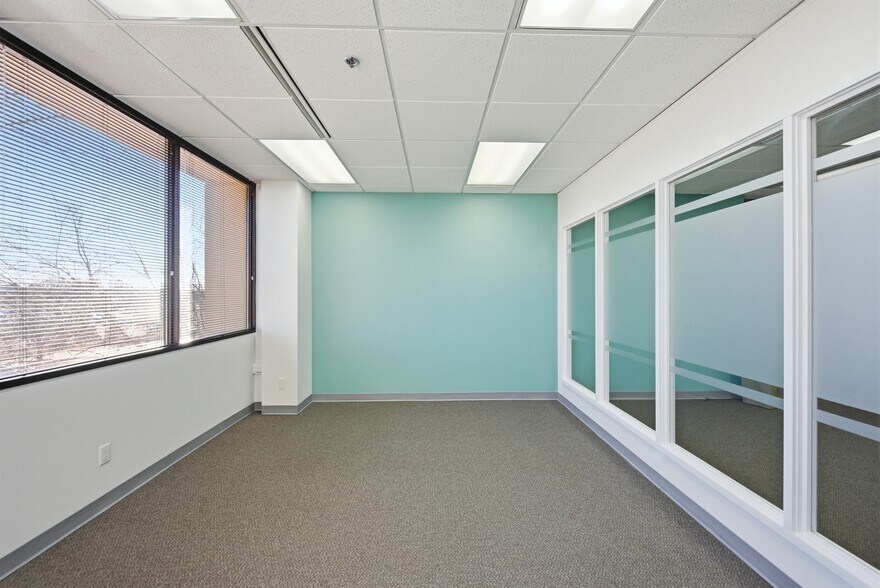 More Photos Of 8790 Governors Hill Dr, Cincinnati Office For Lease