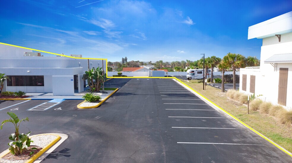 More Photos Of 3162 S Atlantic Ave, Daytona Beach Restaurant For Lease