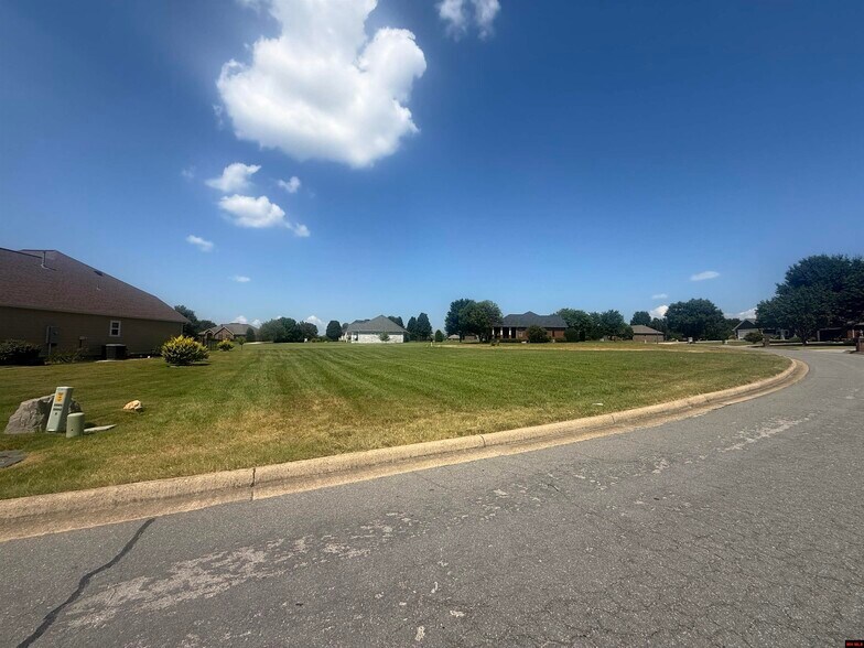 More Photos Of Lot 103 Olympic Dr, Mountain Home Land For Sale