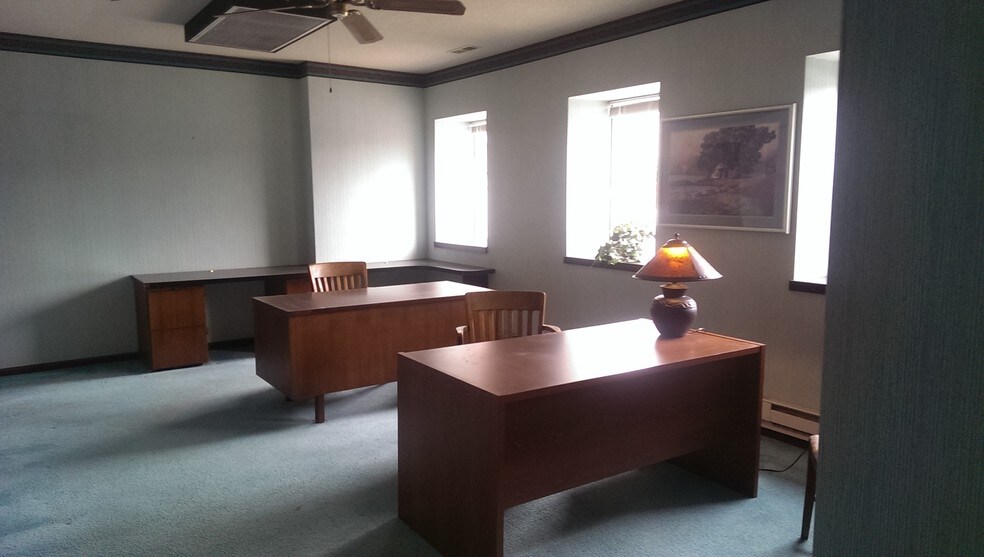 More Photos Of 205 Washington St, Burlington Office For Lease