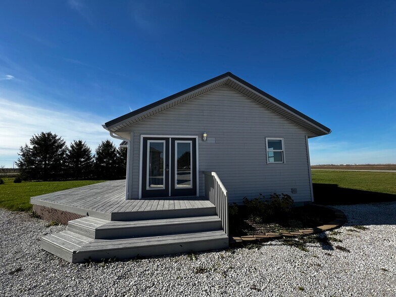 More Photos Of 8721 Old US Highway 52 W, West Lafayette Warehouse For Sale