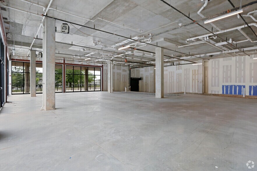 More Photos Of 7730 Harkins Rd, Lanham Apartments For Lease