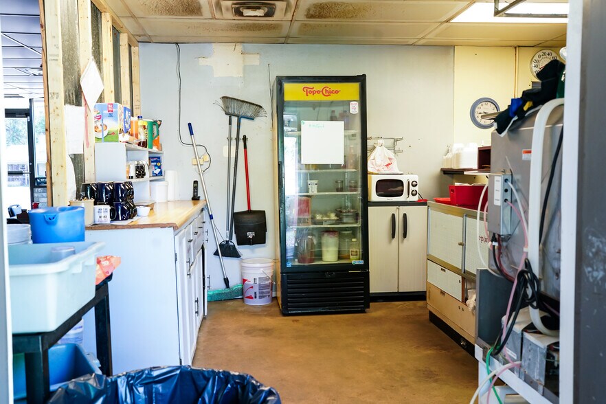 More Photos Of 108 S Main St, Yantis Restaurant For Sale