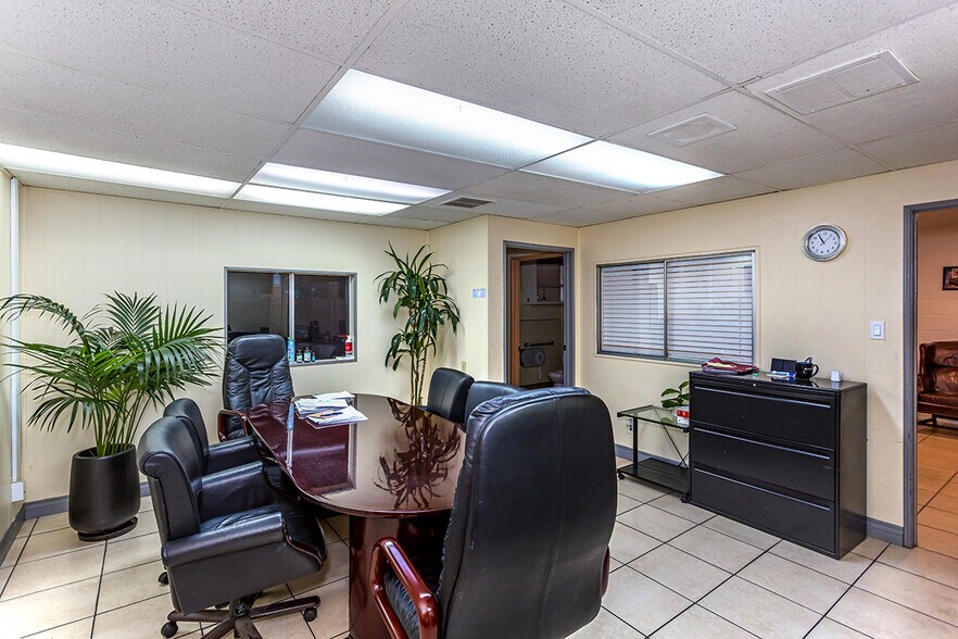 More Photos Of 12561-12563 Persing Dr, Whittier Showroom For Sale