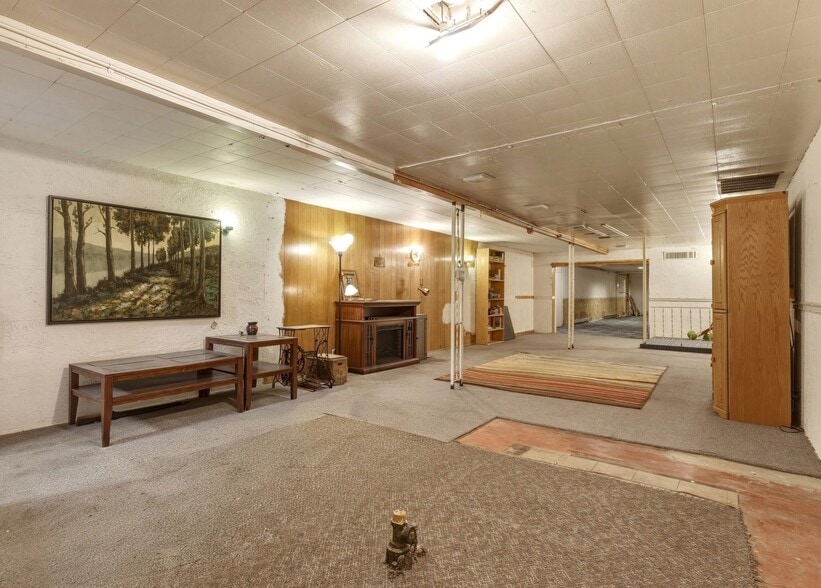 More Photos Of 956 Main St, Pomeroy Storefront For Sale