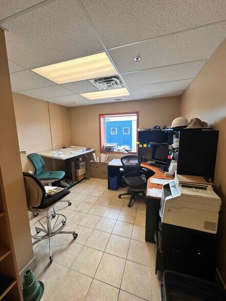 More Photos Of 8800 Venture Ave SE, Calgary Warehouse For Sale