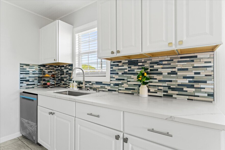 More Photos Of 115 Byers Dr, Port O Connor Trailer Camper Park For Sale