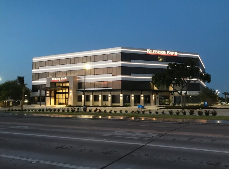 5350 S Staples St, Corpus Christi, TX 78411 Office For Lease